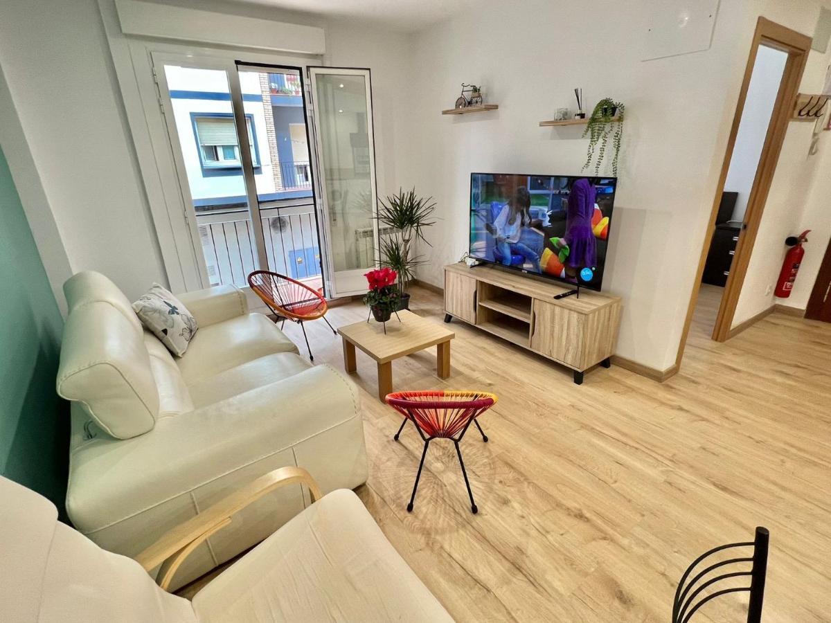 Close To Gran Via Centro Familiar Con Wifi By Apartamentos Logroño Esterno foto